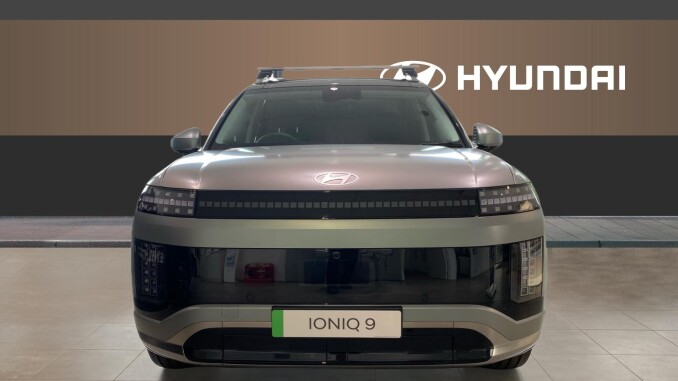 Hyundai IONIQ 9 226kW Calligraphy 110kWh 5dr AWD Auto Electric Estate - Image 3